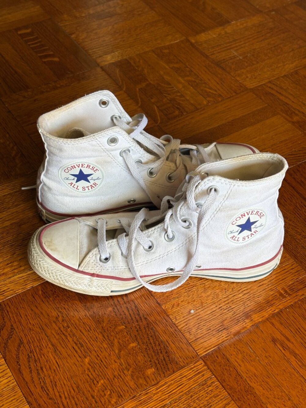 Converse Women's Chuck Taylor All-Star High-Top Shoes Size 7